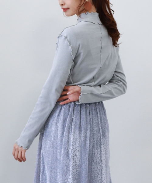 archives(アルシーヴ)の「アウトメロータートルネックT(Tシャツ/カットソー・レディース・ブラック/ベージュ/ブラウン/オフホワイト/グリーン/ピンク系その他/シルバーグレー/グレー・MEDIUM)」の6枚目の写真