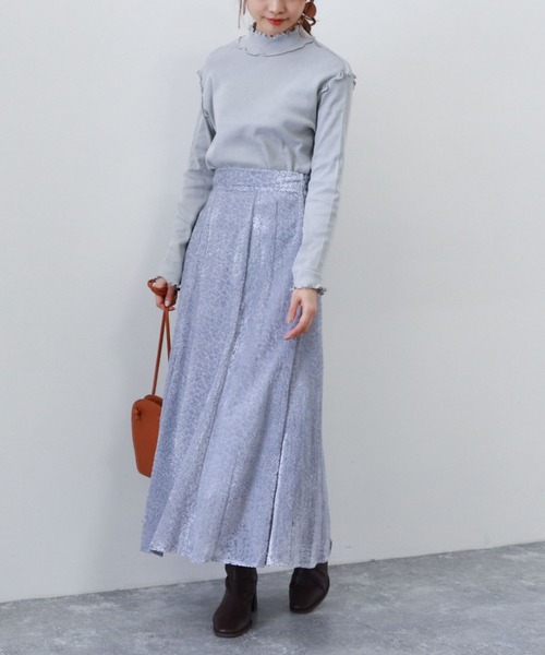 archives(アルシーヴ)の「アウトメロータートルネックT(Tシャツ/カットソー・レディース・ブラック/ベージュ/ブラウン/オフホワイト/グリーン/ピンク系その他/シルバーグレー/グレー・MEDIUM)」の12枚目の写真