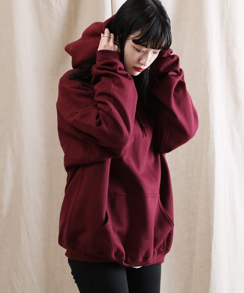 GILDAN(ギルダン)の「GILDAN / ギルダン USAオーバーサイズ ロングスリーブ プルオーバー パーカー / 裏起毛(パーカー・メンズ・ホワイト/ブラック/ダークグリーン/パープル/ネイビー/レッド/ピンク/イエロー/オレンジ/インディゴブルー/サンドベージュ/ヘザーグレー/杢グレー/グリーン系その他/ブルー系その他/マルーン/ロイヤルブルー/チャコール/グリーン系その他2・SMALL/MEDIUM/LARGE/X-LARGE)」の18枚目の写真