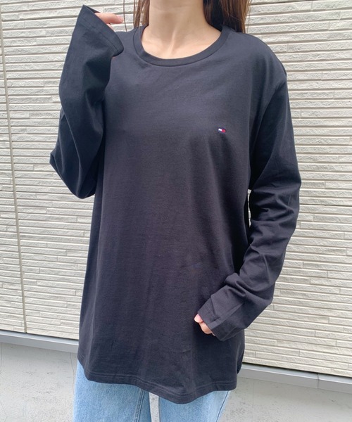 TOMMY HILFIGER(トミーヒルフィガー)の「【TOMMY HILFIGER / トミー・ヒルフィガー】 ワンポイント刺繍 長袖Tシャツ ロンT ユニセックス(Tシャツ/カットソー・レディース・ホワイト/ブラック/グレー/ネイビー・S/M/L)」の18枚目の写真