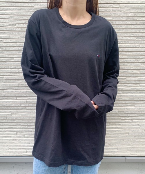 TOMMY HILFIGER(トミーヒルフィガー)の「【TOMMY HILFIGER / トミー・ヒルフィガー】 ワンポイント刺繍 長袖Tシャツ ロンT ユニセックス(Tシャツ/カットソー・レディース・ホワイト/ブラック/グレー/ネイビー・S/M/L)」の16枚目の写真