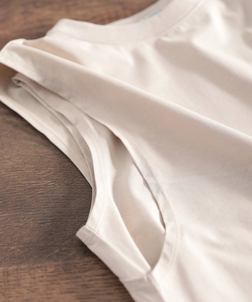 classicalelf（クラシカルエルフ）の「脇下安心！1枚で使える、レイヤードタンク（タンクトップ・レディース・ホワイト/ブラック/グレイッシュベージュ/ベージュ・MEDIUM/LARGE/X-LARGE/XX-LARGE）」の17枚目の写真