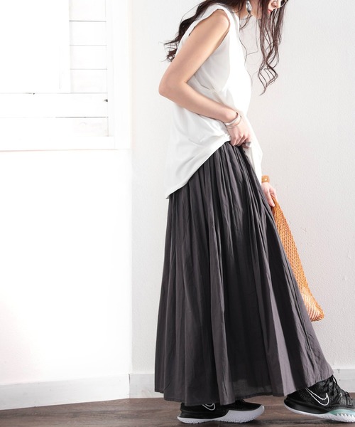 classicalelf（クラシカルエルフ）の「脇下安心！1枚で使える、レイヤードタンク（タンクトップ・レディース・ホワイト/ブラック/グレイッシュベージュ/ベージュ・MEDIUM/LARGE/X-LARGE/XX-LARGE）」の19枚目の写真