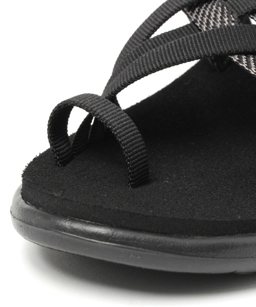 Teva(テバ)の「【Teva(テバ)】VOYA STRAPPY(サンダル・レディース・ブラック/ベージュ・23/24)」の3枚目の写真