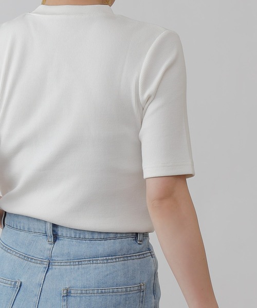 COLONY 2139(コロニートゥーワンスリーナイン)の「ギザコットンリブ5分袖Tシャツ(Tシャツ/カットソー・レディース・ブラック/ブルー/オフホワイト・SMALL/MEDIUM/LARGE)」の8枚目の写真