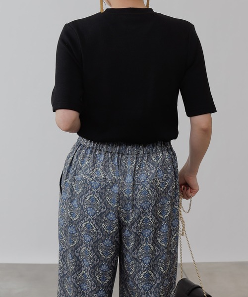 COLONY 2139(コロニートゥーワンスリーナイン)の「ギザコットンリブ5分袖Tシャツ(Tシャツ/カットソー・レディース・ブラック/ブルー/オフホワイト・SMALL/MEDIUM/LARGE)」の13枚目の写真