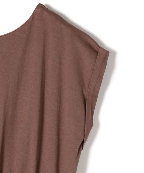 SHIPS（シップス）の「【WEB限定】〈手洗い可能〉オーガニックコットンドロストワンピース◇（ワンピース・レディース・ベージュ/ブラウン/オリーブ/ダークグレー/ロイヤルブルー/ダークグリーン/マスタード・MEDIUM/LARGE）」の13枚目の写真