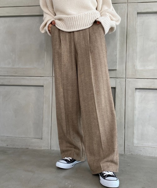 moment+(モーメントプラス)の「【2021-22A/W New Arrival】チェック&ヘリンボーン柄ストレートパンツ(スラックス・レディース・チャコールグレー/ブラウン系その他/グレー/ブラウン/ベージュ・S/M/L)」の5枚目の写真