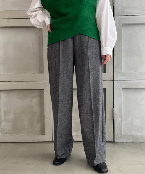 moment+(モーメントプラス)の「【2021-22A/W New Arrival】チェック&ヘリンボーン柄ストレートパンツ(スラックス・レディース・チャコールグレー/ブラウン系その他/グレー/ブラウン/ベージュ・S/M/L)」の2枚目の写真