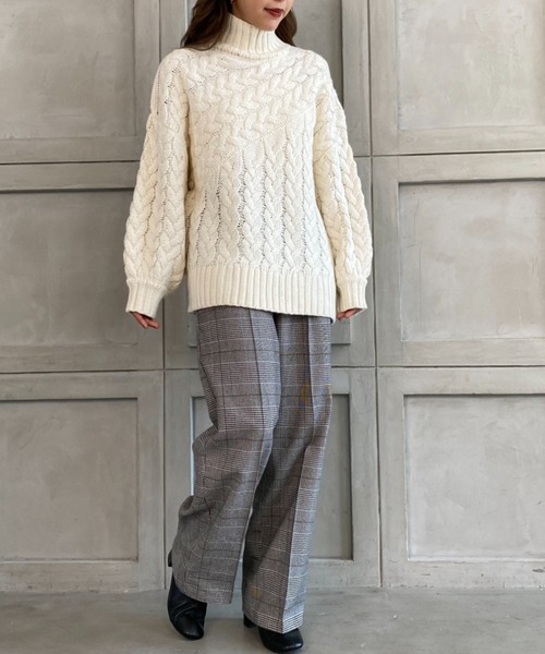 moment+(モーメントプラス)の「【2021-22A/W New Arrival】チェック&ヘリンボーン柄ストレートパンツ(スラックス・レディース・チャコールグレー/ブラウン系その他/グレー/ブラウン/ベージュ・S/M/L)」の18枚目の写真