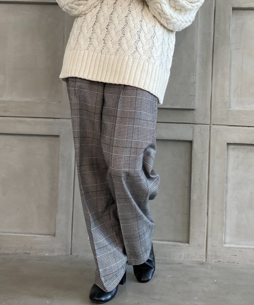 moment+(モーメントプラス)の「【2021-22A/W New Arrival】チェック&ヘリンボーン柄ストレートパンツ(スラックス・レディース・チャコールグレー/ブラウン系その他/グレー/ブラウン/ベージュ・S/M/L)」の16枚目の写真