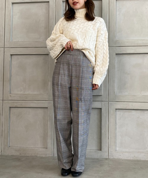 moment+(モーメントプラス)の「【2021-22A/W New Arrival】チェック&ヘリンボーン柄ストレートパンツ(スラックス・レディース・チャコールグレー/ブラウン系その他/グレー/ブラウン/ベージュ・S/M/L)」の22枚目の写真