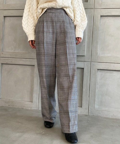 moment+(モーメントプラス)の「【2021-22A/W New Arrival】チェック&ヘリンボーン柄ストレートパンツ(スラックス・レディース・チャコールグレー/ブラウン系その他/グレー/ブラウン/ベージュ・S/M/L)」の14枚目の写真