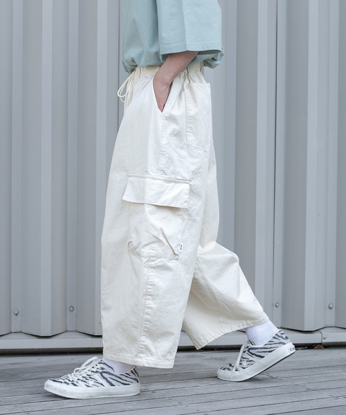 Perushu(ペルーシュ)の「スーパーワイドミリタリーパンツ(その他パンツ・メンズ・オフホワイト/カーキ・SMALL/MEDIUM/LARGE)」の8枚目の写真