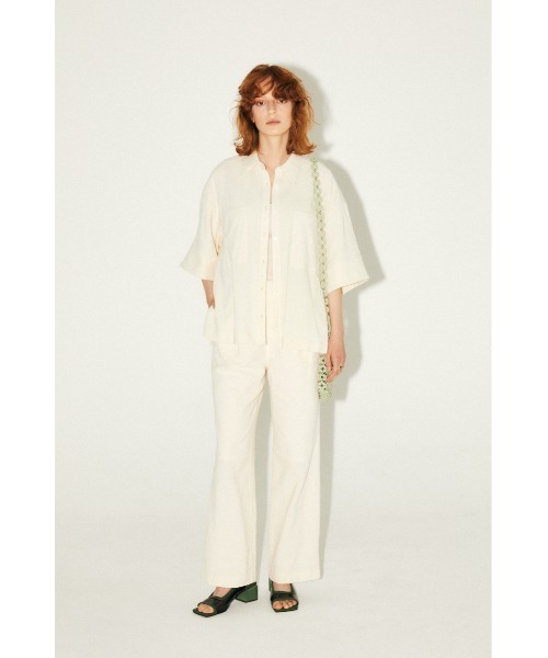 M_(エムアンダーバー)の「【M_】OVERSIZE HALF SLEEVE シャツ(シャツ/ブラウス・レディース・ブラック/アイボリー/スモークピンク・FREE)」の4枚目の写真