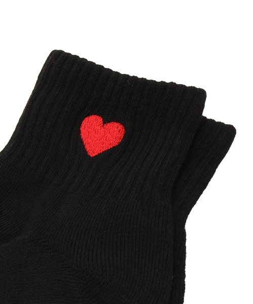 WEGO（ウィゴー）の「WEGO/ハート刺繍パイルソックス（ソックス/靴下・レディース・ホワイト/ブラック/サックスブルー/パープル/ピンク・FREE）」の6枚目の写真