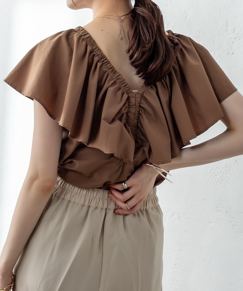 mystic(ミスティック)の「ノースリラッフルブラウス(シャツ/ブラウス・レディース・オフホワイト/ブラック/ブラウン・FREE)」の19枚目の写真