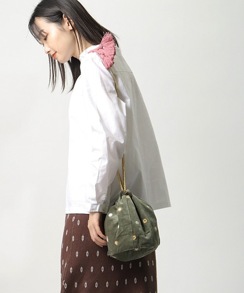 salle de bal（サルデバル）の「【 Craft India by PEAPOD 】 刺繍＆ビーズ バッグ ミラーミラー/リーフネスト 巾着バック FRH（ショルダーバッグ・レディース・ライトグレー/カーキ/イエロー/ダークグレー・FREE）」の21枚目の写真