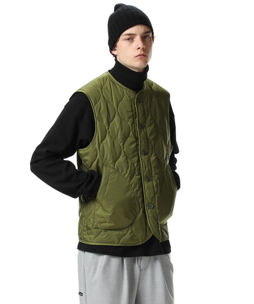 SOPHNET.（ソフネット）の「QUILTING VEST（その他アウター・メンズ・ブラック/カーキ・SMALL/MEDIUM/LARGE/X-LARGE）」の13枚目の写真