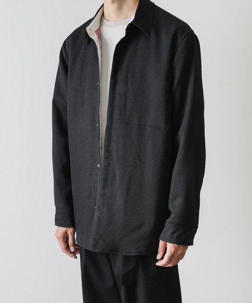 KAZUYUKI KUMAGAI ATTACHMENT（カズユキクマガイアタッチメント）の「PE SERGE FULLY LINED SHIRT JACKET（ブルゾン・メンズ・ブラック/オフホワイト・2/1）」の3枚目の写真
