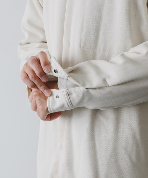 KAZUYUKI KUMAGAI ATTACHMENT（カズユキクマガイアタッチメント）の「PE SERGE FULLY LINED SHIRT JACKET（ブルゾン・メンズ・ブラック/オフホワイト・2/1）」の16枚目の写真