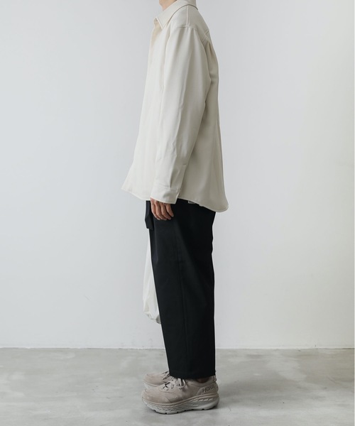 KAZUYUKI KUMAGAI ATTACHMENT（カズユキクマガイアタッチメント）の「PE SERGE FULLY LINED SHIRT JACKET（ブルゾン・メンズ・ブラック/オフホワイト・2/1）」の20枚目の写真