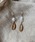emouv by est�i�G���[���o�C�G�X�g�j�́uemouv by est �J�E���[�V�F���p�[���s�A�X�i�s�A�X�i�����p�j�j�v�b�S�[���h