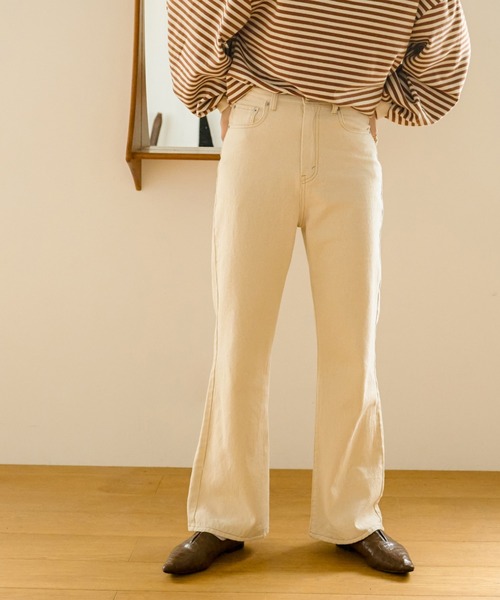 Ambre Neige（アンブルネージュ）の「フレアデニムパンツ／【WEB/EC限定商品】（デニムパンツ・レディース・サックスブルー/アイボリー・FREE）」の3枚目の写真