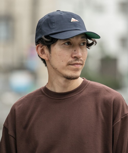 ITEMS URBANRESEARCH（アイテムズ アーバンリサーチ）の「Reprogram ロゴキャップ（キャップ・メンズ・ブラック/ベージュ/ネイビー・-）」の3枚目の写真