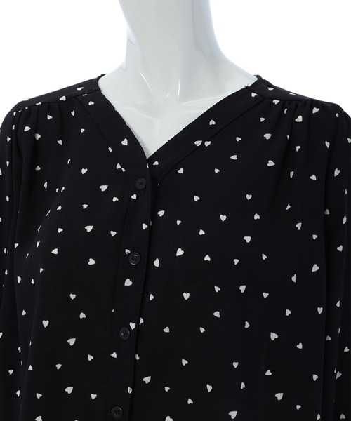 fifth calin（フィフスカラン）の「ハート柄キャンディースリーブブラウス（シャツ/ブラウス・レディース・ホワイト/ブラック・MEDIUM）」の6枚目の写真
