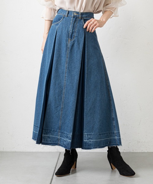 prose verse(プロズヴェール)の「インバーテッドプリーツデニムフレアスカート(デニムスカート・レディース・ブラック/ブルー・MEDIUM)」の5枚目の写真