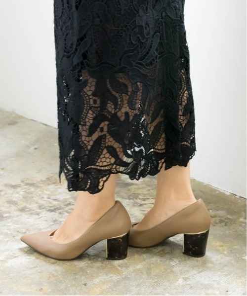 RANDA（ランダ）の「ストレスフリー/デザインヒールポインテッドトゥパンプス（パンプス・レディース・ブラック/アイボリー/ダークベージュ・23/22.5/23.5/24/24.5/25/25.5/22）」の9枚目の写真