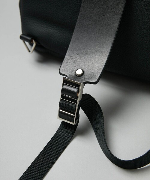 CITY TOKYO（シティトウキョウ）の「ロールトップバックパック（ショルダーバッグ・メンズ・ブラック/ホワイト・FREE）」の6枚目の写真