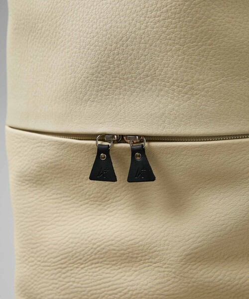 CITY TOKYO（シティトウキョウ）の「ロールトップバックパック（ショルダーバッグ・メンズ・ブラック/ホワイト・FREE）」の11枚目の写真