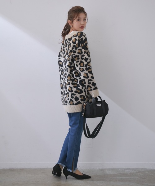 vis-`a-vis（ビサビ）の「【WEB限定】ゆったりシルエット。レオパードジャガードVネックプルオーバー（ニット/セーター・レディース・ベージュ/グレー・FREE）」の6枚目の写真
