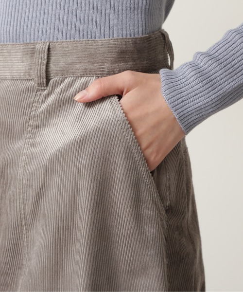 NATURAL BEAUTY BASIC（ナチュラルビューティーベーシック）の「フロントボタンコーデュロイスカート（スカート・レディース・グレー/オレンジ・SMALL/X-SMALL/MEDIUM）」の11枚目の写真