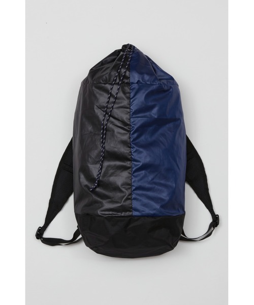 AlexanderLeeChang（アレキサンダーリーチャン）の「AlexanderLeeChang/アレキサンダーリーチャン 5050 POCKETABLE DAYPAC（バックパック/リュック・メンズ・グレー/ブルー/ネイビー・ONE SIZE）」の3枚目の写真