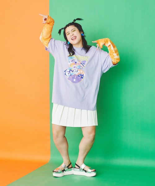 PUNYUS（プニュズ）の「合皮プリーツミニスカート（スカート・レディース・オフホワイト/ブラック/ダークオレンジ・3/1/4/2）」の21枚目の写真