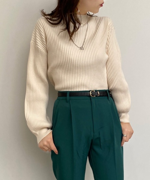 INGNI（イング）の「ボトルネック／リブニット（ニット/セーター・レディース・オフホワイト/ブラック/グレー系その他/モカ/グリーン/ブルー/マスタード/ボルドー/レッド/イエロー・M）」の2枚目の写真