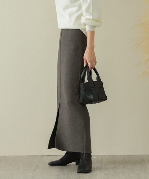 La-gemme（ラジェム）の「スリットタイトニットスカート（スカート・レディース・グレー/ブラック/ブラウン・M/L）」の21枚目の写真