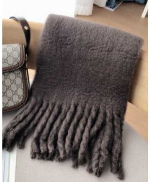 MAISON BREEZE(メゾンブリーズ)の「【MAISON BREEZE】ソフトタッチリブマフラー SCCH44(マフラー・レディース・ホワイト/ダークブラウン/ベージュ/グレー/カーキ/オレンジ/キャメル/レッド・FREE)」の3枚目の写真