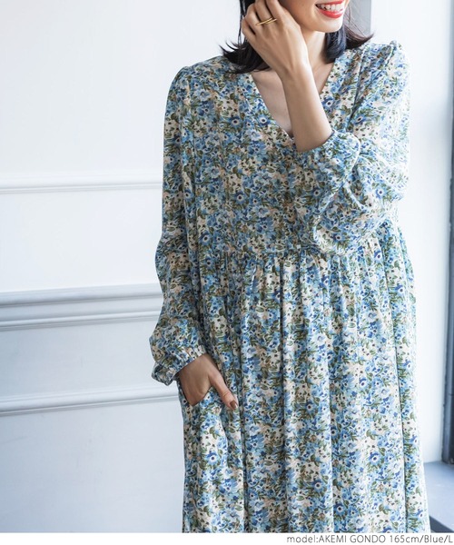 coca（coca）（コカ）の「ブルーフラワーワンピース（ワンピース・レディース・ブルー・M/L）」の10枚目の写真