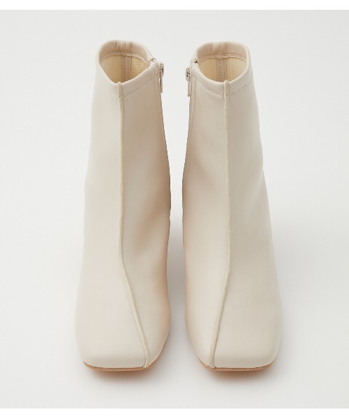 AZUL by moussy（アズールバイマウジー）の「CENTER SEAM SQUARE BOOTS/センターシームスクエアブーツ（ブーツ・レディース・アイボリー/イエロー/ブラック・LARGE/MEDIUM/SMALL）」の7枚目の写真