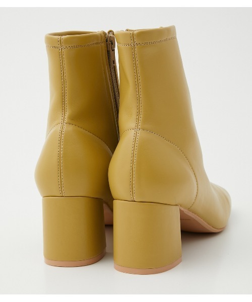 AZUL by moussy（アズールバイマウジー）の「CENTER SEAM SQUARE BOOTS/センターシームスクエアブーツ（ブーツ・レディース・アイボリー/イエロー/ブラック・LARGE/MEDIUM/SMALL）」の21枚目の写真