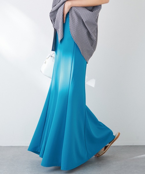 LAVEANGE(ラビアンジェ)の「マーメイドロングスカート(スカート・レディース・ライトブルー/ブラック/パープル/イエロー/ライトグリーン・LL/3L/S/M/L)」の3枚目の写真