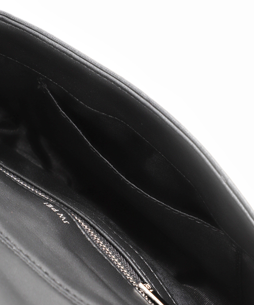 JW PEI（ジェイダブリューペイ）の「JW PEI Maze Bag（ショルダーバッグ・レディース・ブラック/ホワイト/カーキ/グレー・FREE）」の12枚目の写真