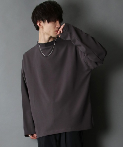 SITRY(シトリー)の「Cut georgette wide mock neck pullover/カット ジョーゼット ワイドモックネック プルオーバー(Tシャツ/カットソー・メンズ・チャコールグレー/ブラック/ダークブラウン/ネイビー/ブラウン/グレー/オリーブ/カーキ/サンドベージュ/ホワイト・M/L)」の3枚目の写真