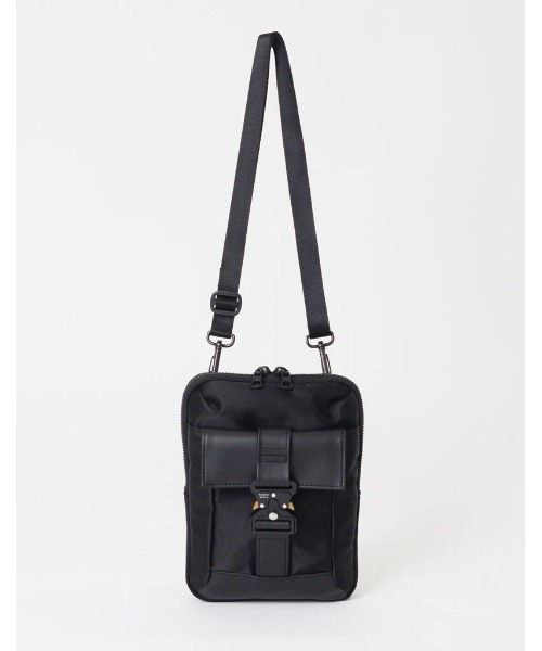 master-piece(マスターピース)の「master-piece / confi nylon ver. ショルダーバッグ / 02750-n(ショルダーバッグ・メンズ・ベージュ/イエロー/ネイビー/ブラック/グレー・FREE)」の7枚目の写真
