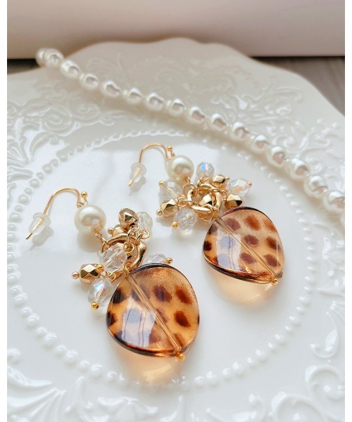 tone(トーン)の「【RosraiE】レオパード柄 ゆがみプレート じゃらじゃらピアス(MA)(ピアス(両耳用)・レディース・ゴールド・FREE)」の6枚目の写真
