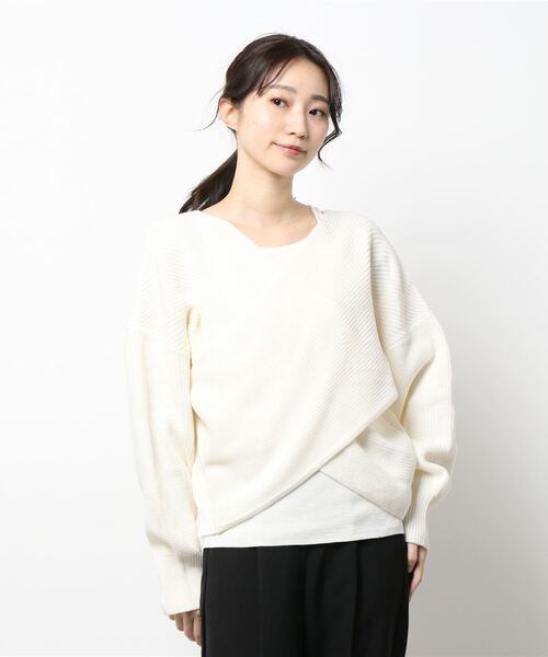 AZUL by moussy(アズールバイマウジー)の「2WAY FRONT TWIST SET KNIT TOPS/ツーウェイツイストセットニットトップス(ニット/セーター・レディース・ライトイエロー/ブラック/オフホワイト/スモークピンク・MEDIUM/SMALL)」の9枚目の写真